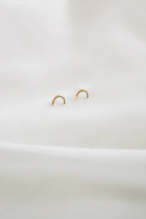 Arch Stud Earrings