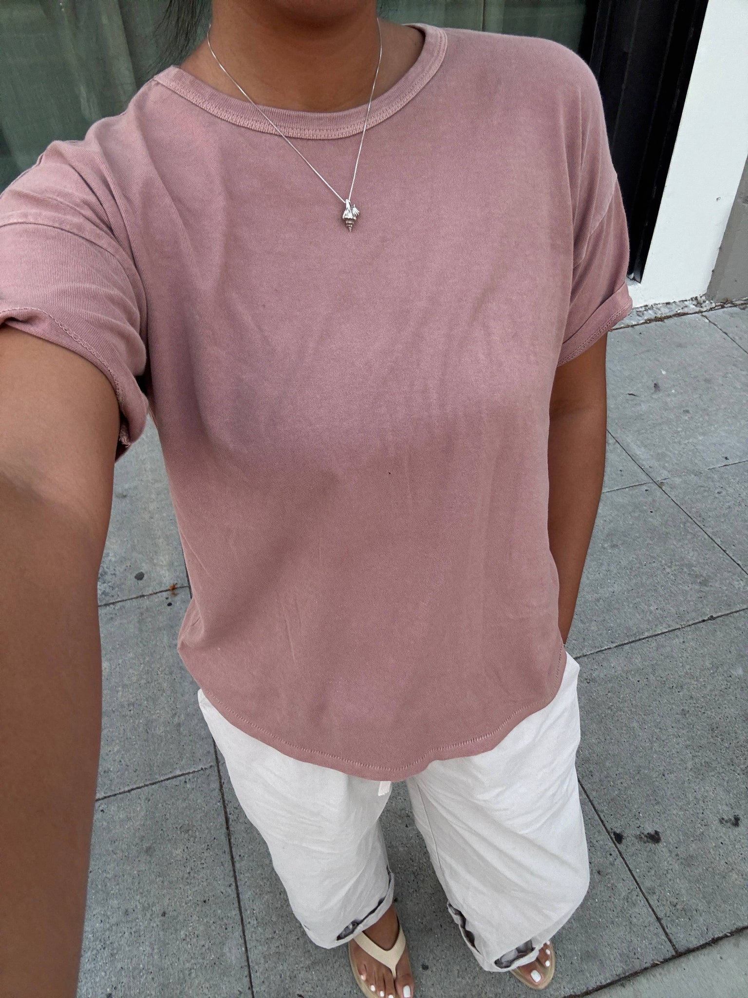 Her Tee Dried Rose