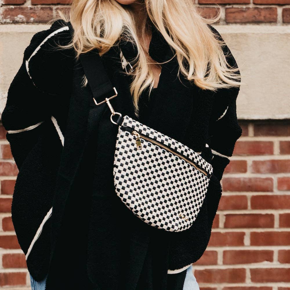 Westlyn Woven Bag Checkered Black