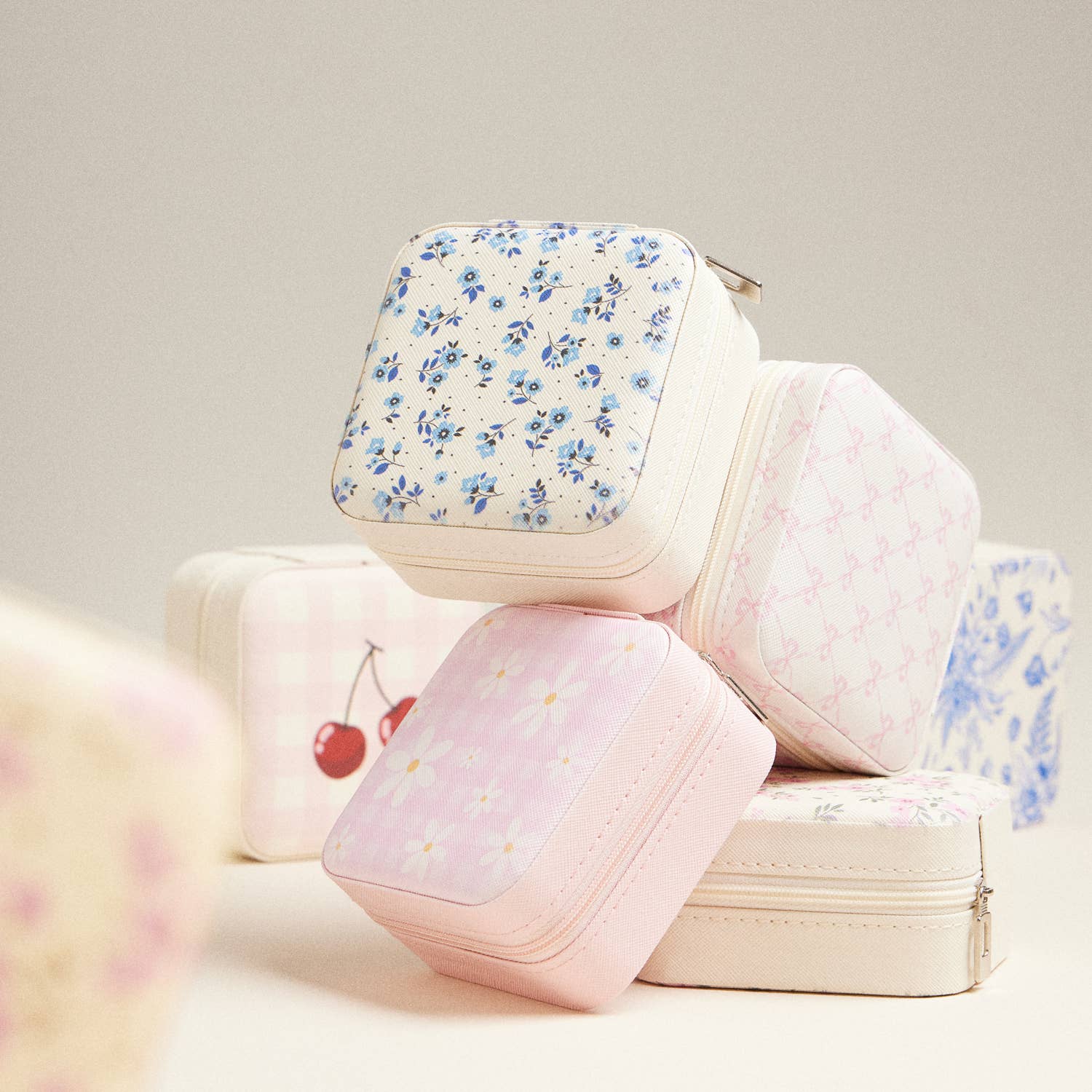 Blue Flower Pattern Jewelry Box -Travel Size