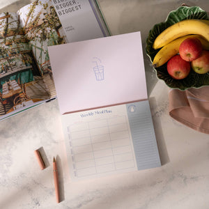 On the Menu Undated Weekly Meal Planner & Grocery List