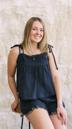 Scallop Gauze Tank