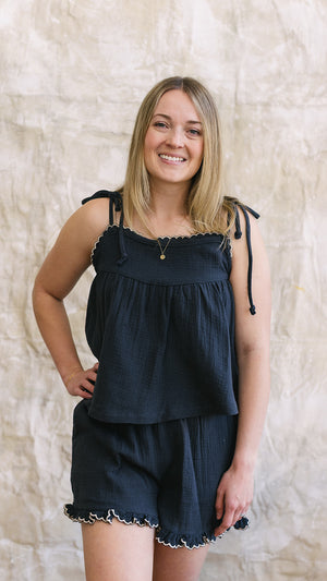 Scallop Gauze Tank