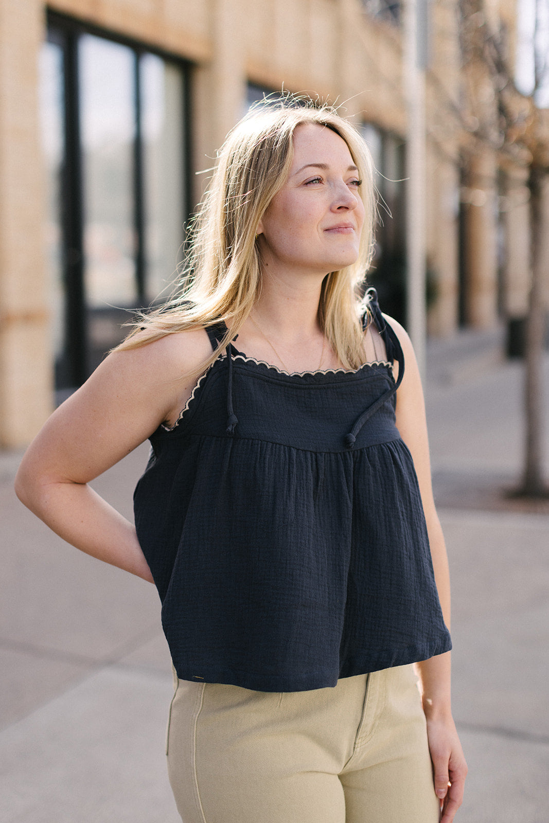 Scallop Gauze Tank