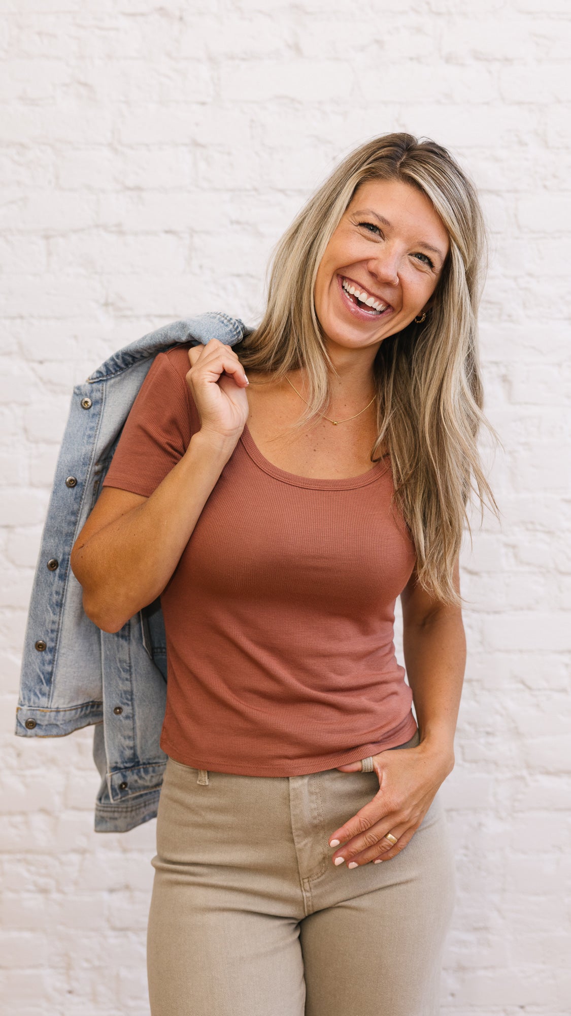 Katara Tee Rustic Brown
