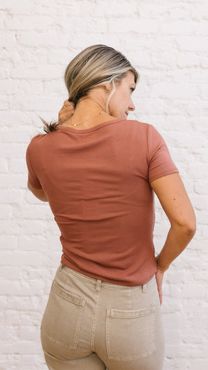 Katara Tee Rustic Brown