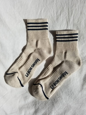 Girlfriend Socks: Oatmeal