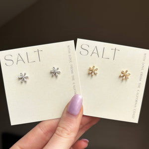 Dainty Daisy Studs