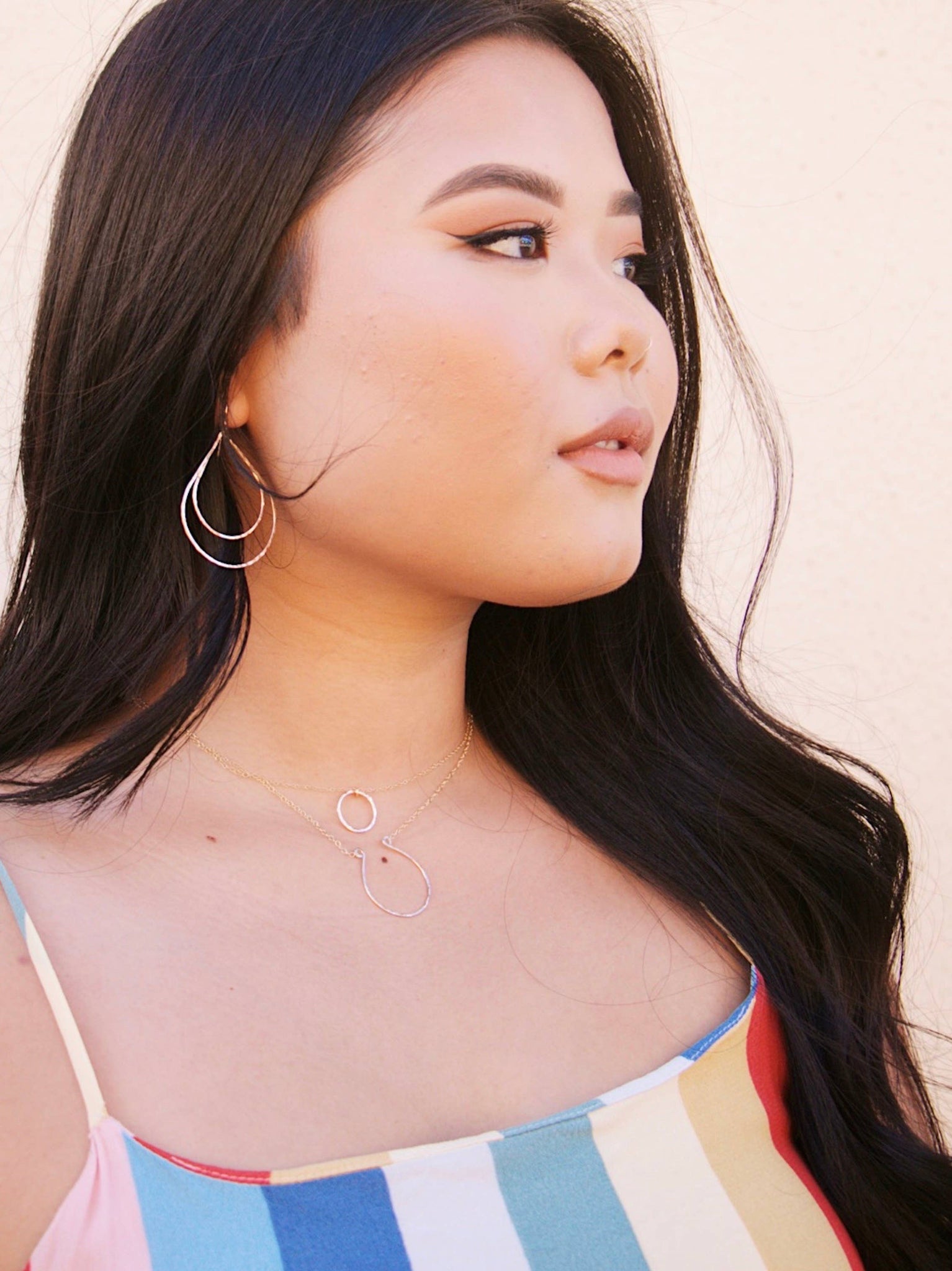 Tiny Eternity Choker in Gold