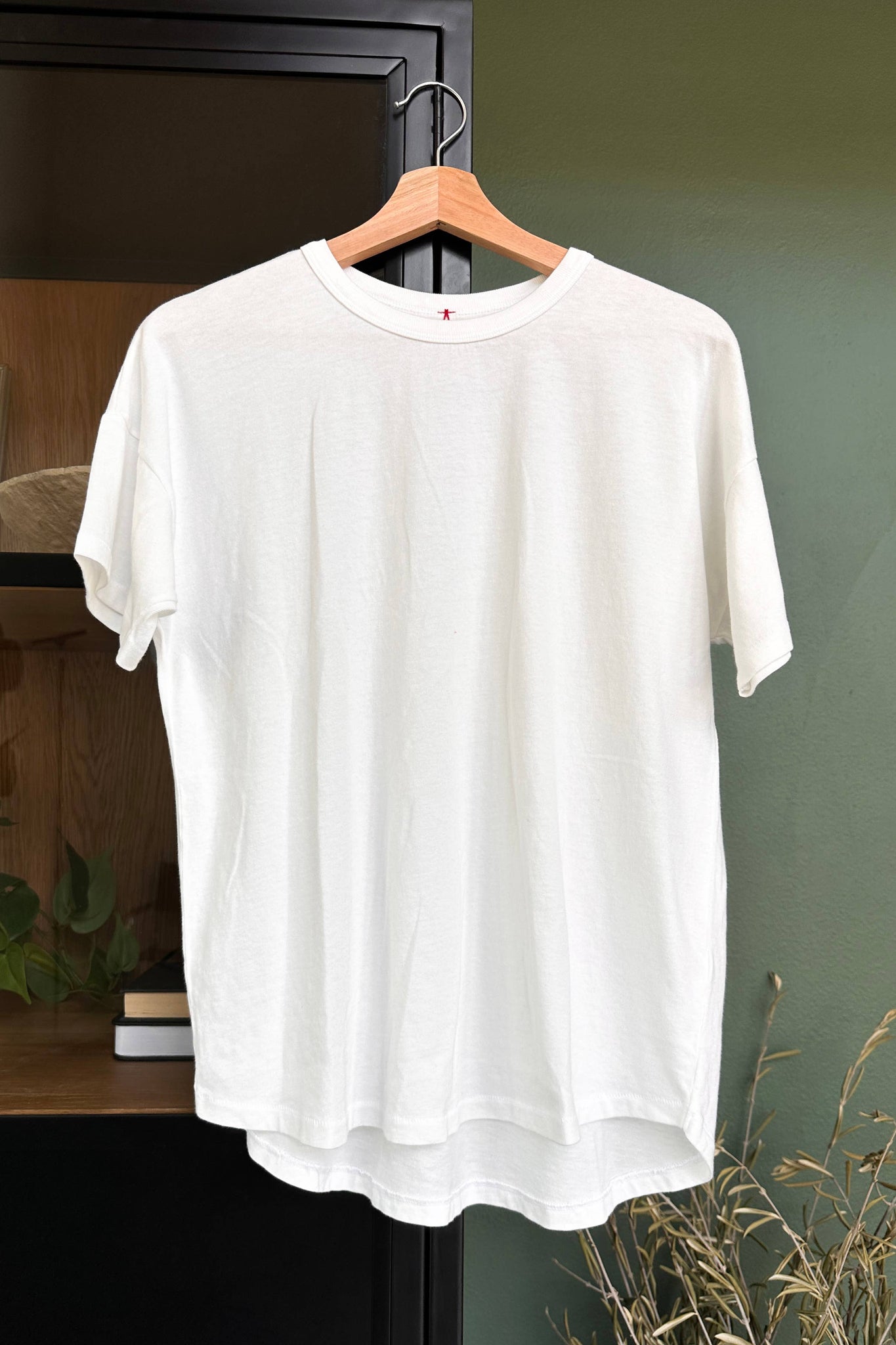 Her Tee Classic White