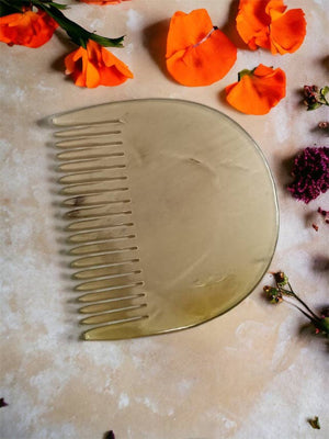 Horn arch comb